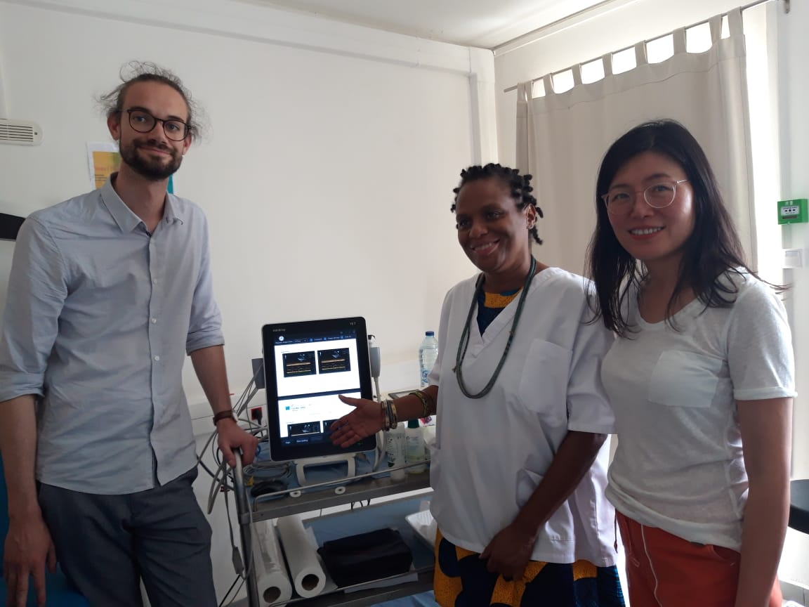 Le GCS accompagne et forme le personnel du CHSM de Marie Galante à l'utilisation d'un nouvel echographe robotisé